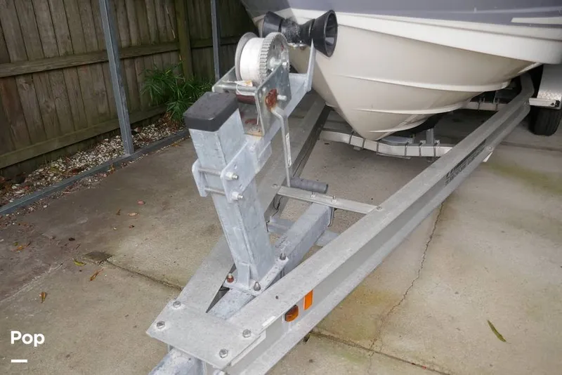 Slide: The Image of Sea Ray SLX 250 2017 - 14799277