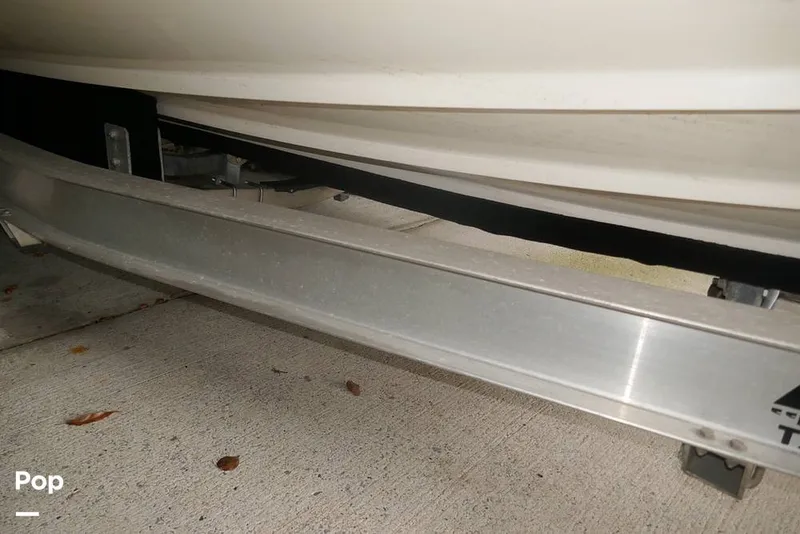 Slide: The Image of Sea Ray SLX 250 2017 - 14799283