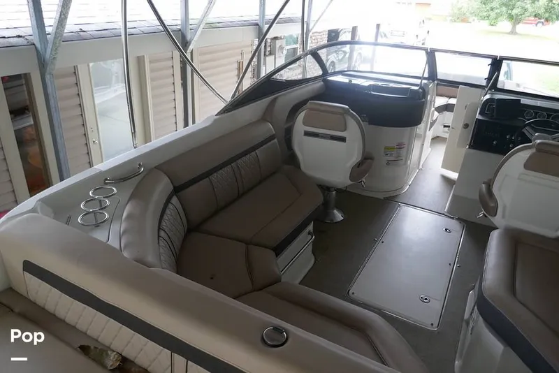 Slide: The Image of Sea Ray SLX 250 2017 - 14799211