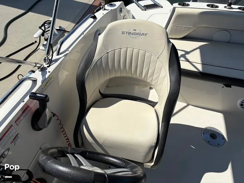 Slide: The Image of Stingray 212 SC 2021 - 14792961