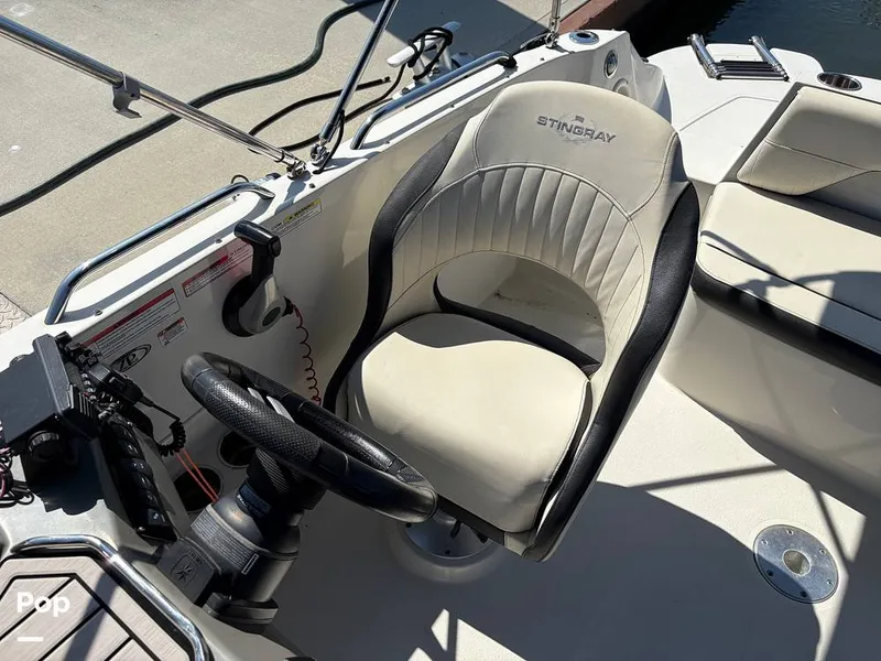 Slide: The Image of Stingray 212 SC 2021 - 14793194