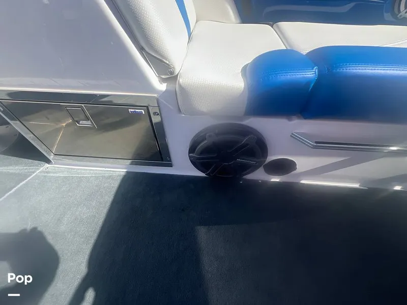 Slide: The Image of Isotherm Fridge - 14835876