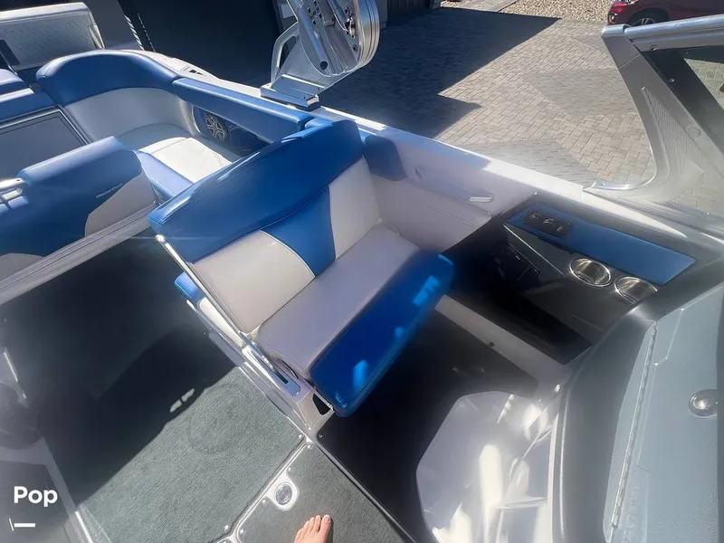 Slide: The Image of Mastercraft X26 2016 - 14835860