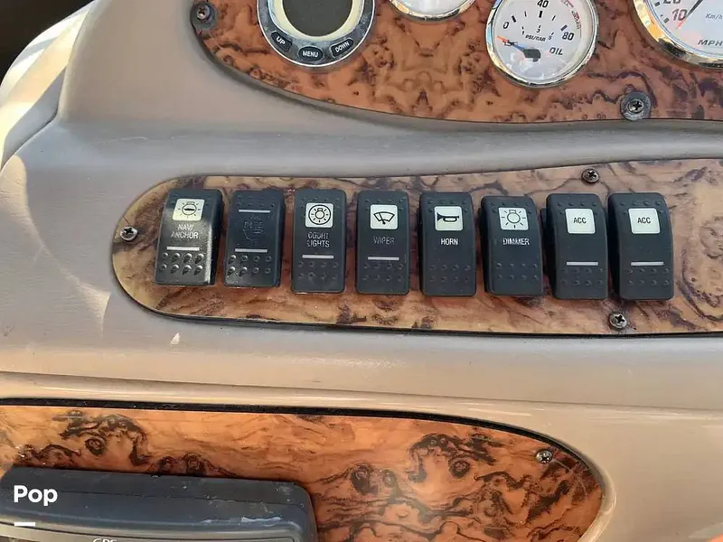 Slide: The Image of Larson 260 2007 - 14970813