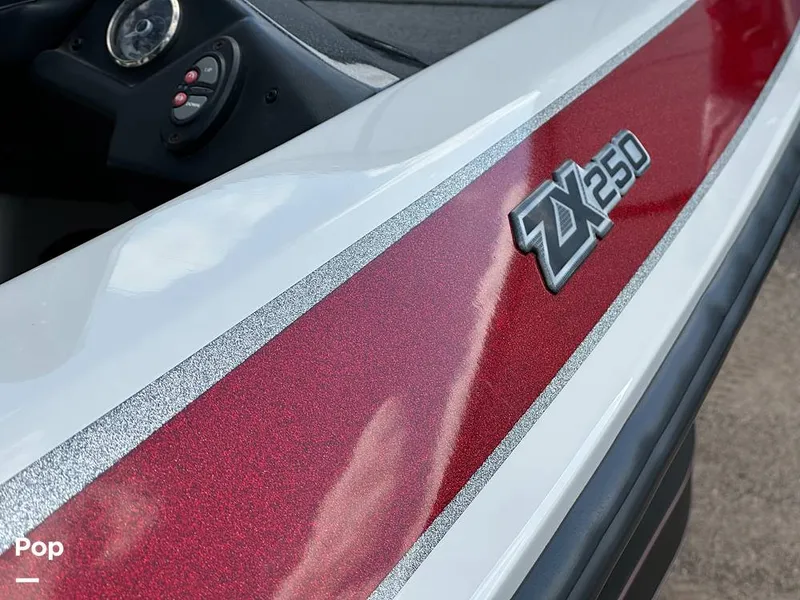 Slide: The Image of Skeeter ZX250 2018 - 15234356