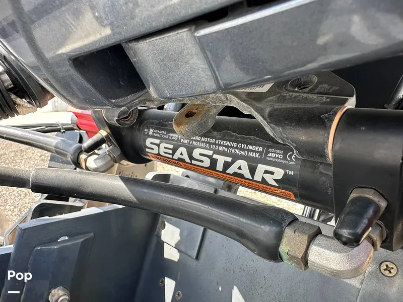 Slide: The Image of Steering Cylinder - 15234406