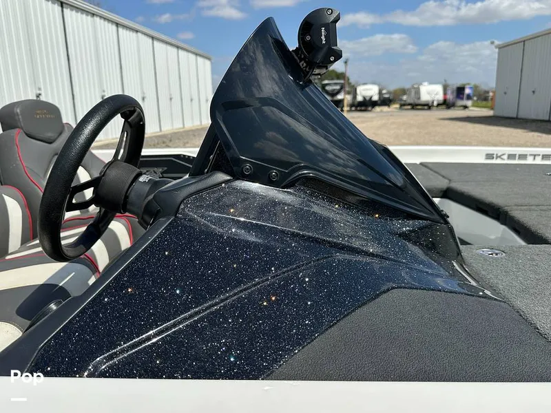 Slide: The Image of Skeeter ZX250 2018 - 15234481