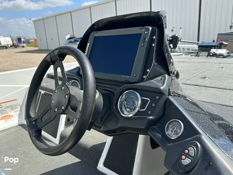 Slide: The Image of Skeeter ZX250 2018 - 15234482