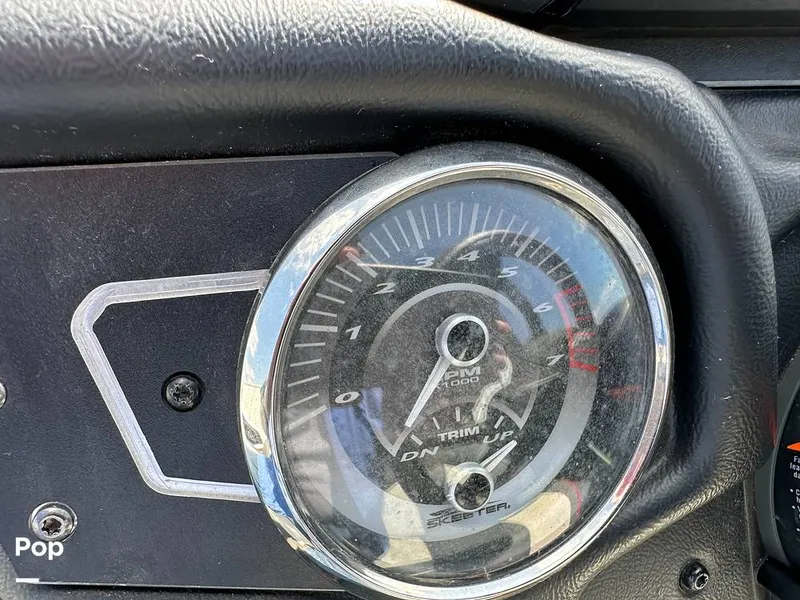 Slide: The Image of Tachometer - 15234508