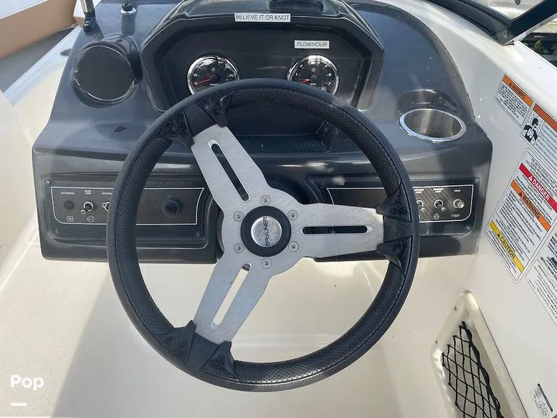 Slide: The Image of Bayliner VR6 OB 2021 - 14816473