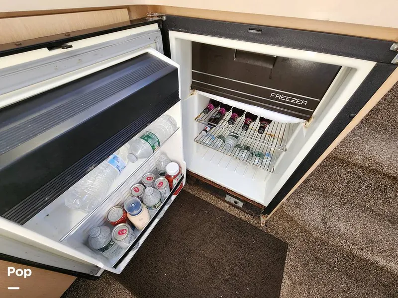 Slide: The Image of Silverton 34 Convertible 1990 - 14812582