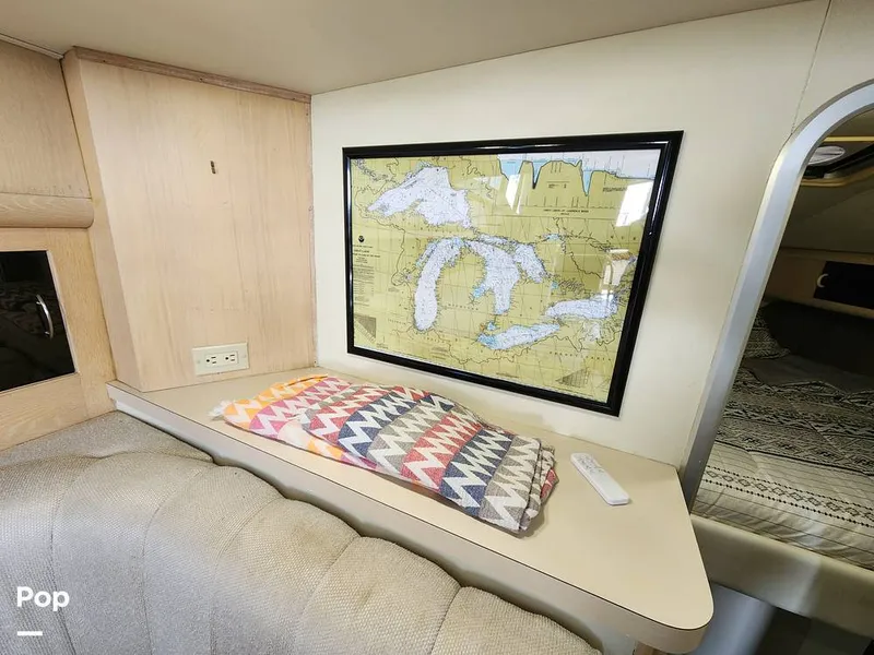 Slide: The Image of Silverton 34 Convertible 1990 - 14812592