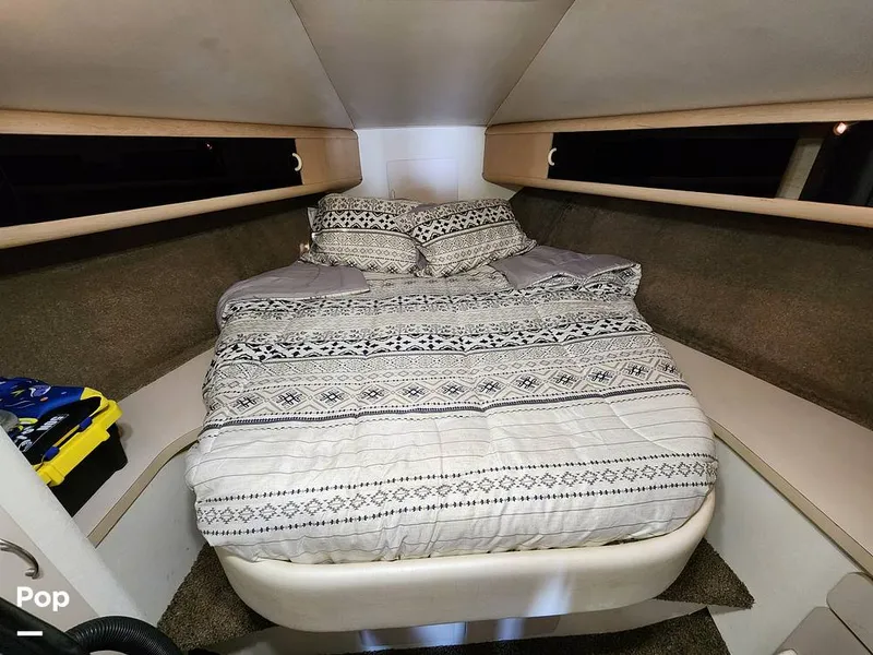 Slide: The Image of Silverton 34 Convertible 1990 - 14812600