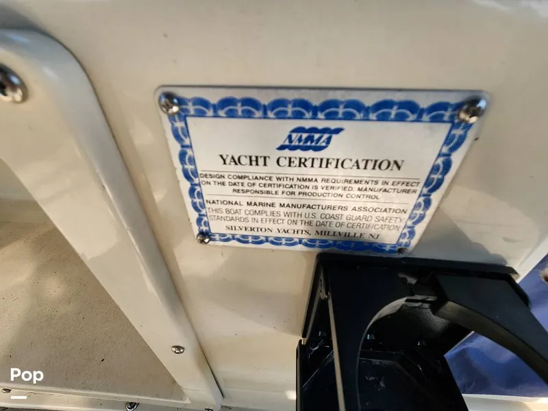 Slide: The Image of Silverton 34 Convertible 1990 - 14812622