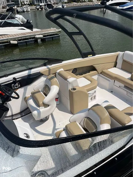 Slide: The Image of Scarab 255 HO Platinum 2015 - 14905420