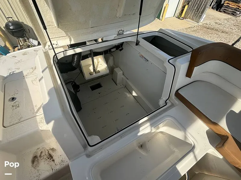 Slide: The Image of Bayliner VR5 OB 2021 - 14927012