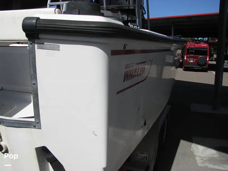 Slide: The Image of Boston Whaler 24 Outrage 1995 - 15935539