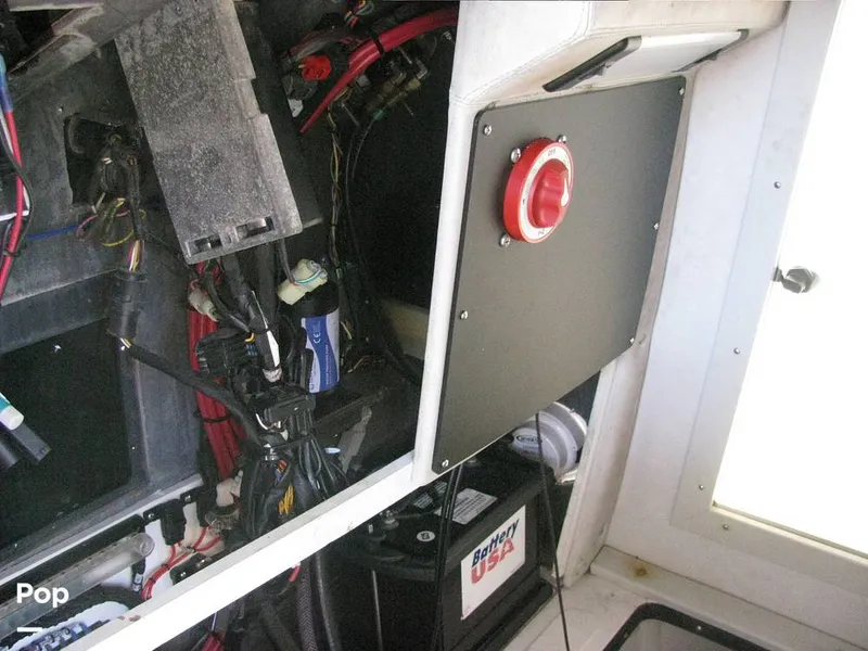 Slide: The Image of Boston Whaler 24 Outrage 1995 - 15935576