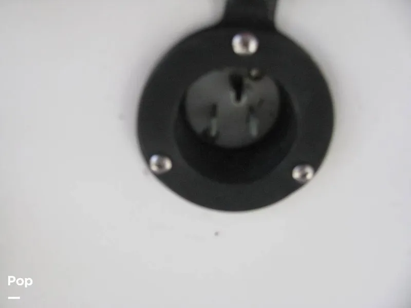 Slide: The Image of Boston Whaler 24 Outrage 1995 - 15935605