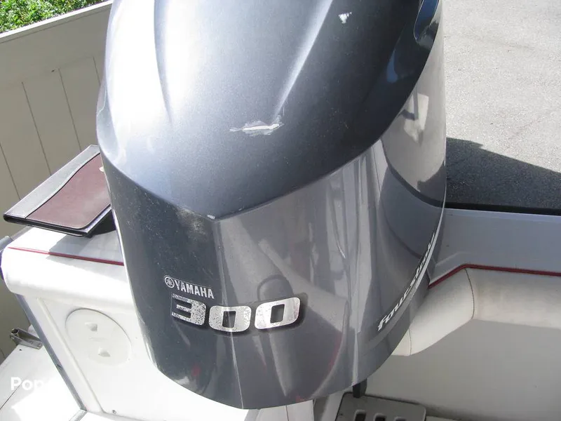 Slide: The Image of Boston Whaler 24 Outrage 1995 - 15935621