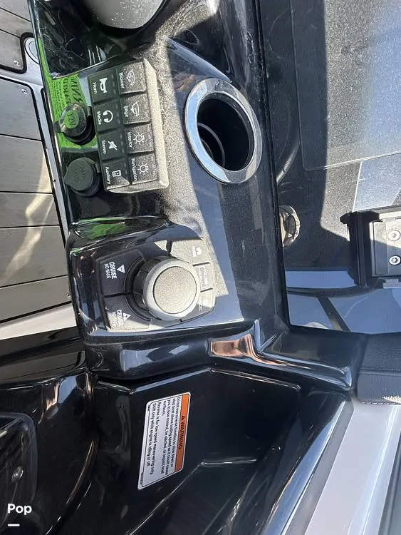 Slide: The Image of Yamaha 242X 2020 - 15237141