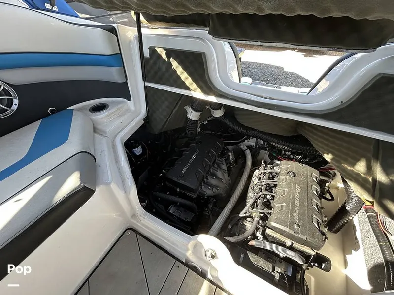 Slide: The Image of Yamaha 242X 2020 - 15236750