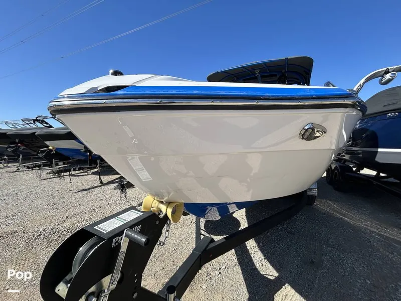 Slide: The Image of Yamaha 242X 2020 - 15236810