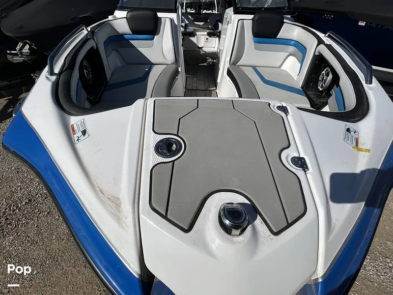 Slide: The Image of Yamaha 242X 2020 - 15236791