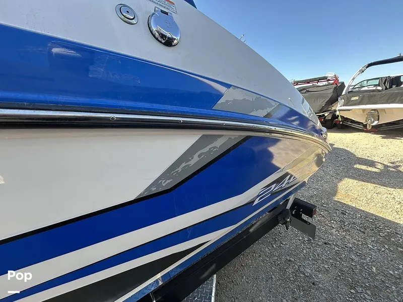 Slide: The Image of Yamaha 242X 2020 - 15236816