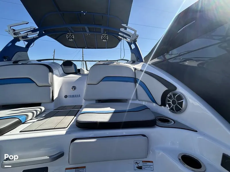 Slide: The Image of Yamaha 242X 2020 - 15236824