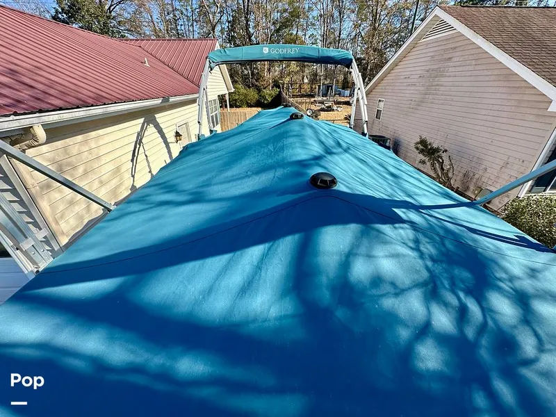 Slide: The Image of Cover - Full Boat - 15086160