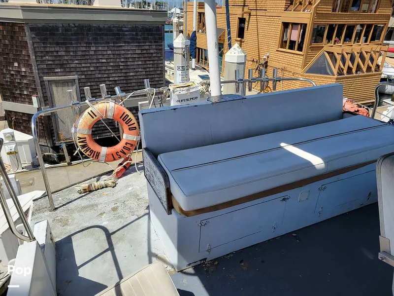 Slide: The Image of Elliot Aquilar Awg49 1983 - 15387852