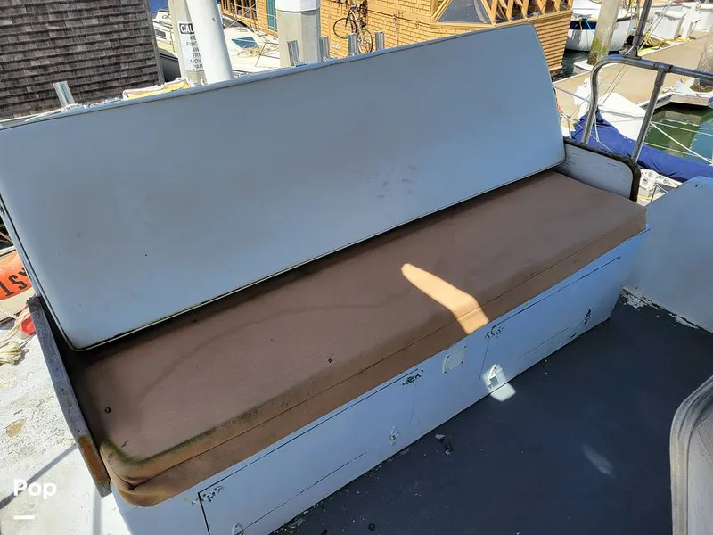 Slide: The Image of Elliot Aquilar Awg49 1983 - 15387860