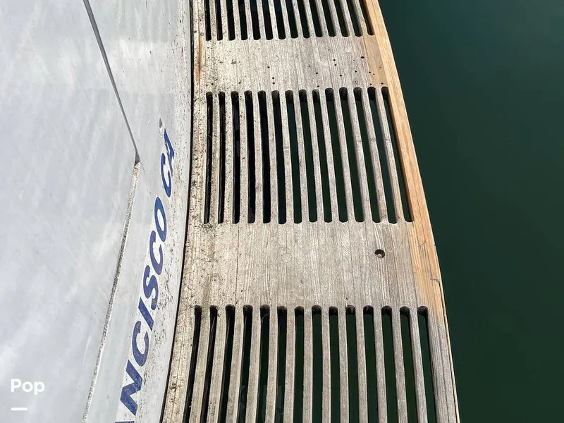 Slide: The Image of Elliot Aquilar Awg49 1983 - 15354992