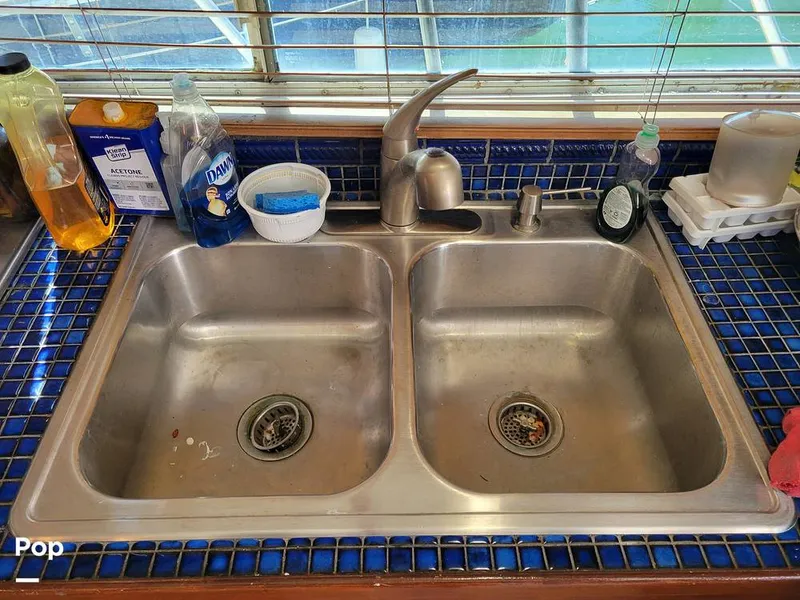 Slide: The Image of Elliot Aquilar Awg49 1983 - 15387877