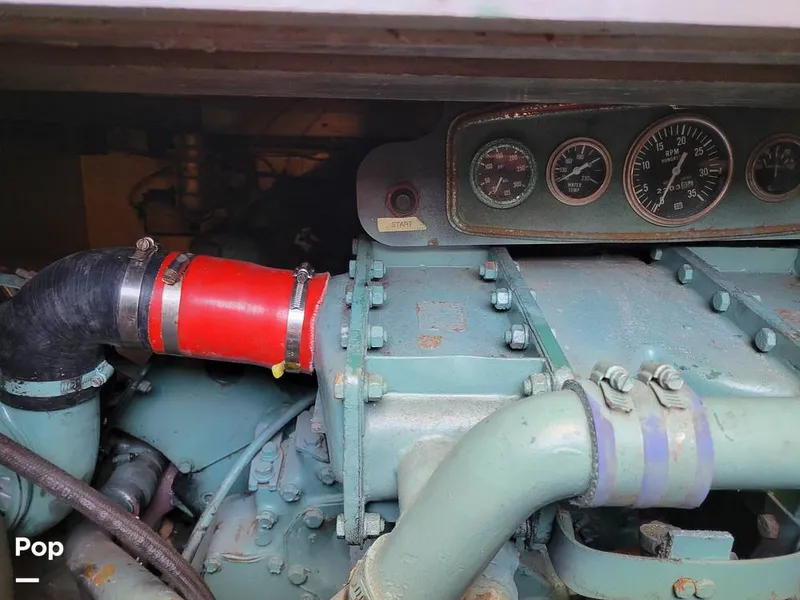 Slide: The Image of Elliot Aquilar Awg49 1983 - 15388037