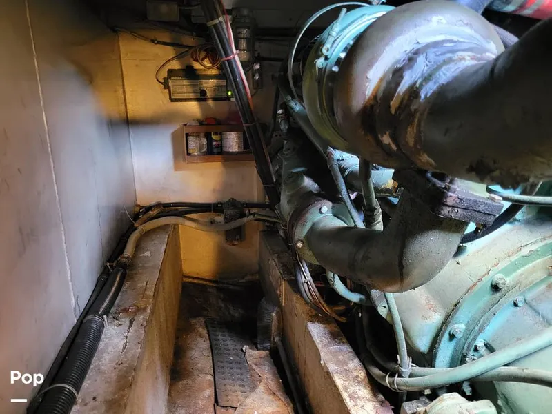 Slide: The Image of Elliot Aquilar Awg49 1983 - 15388041