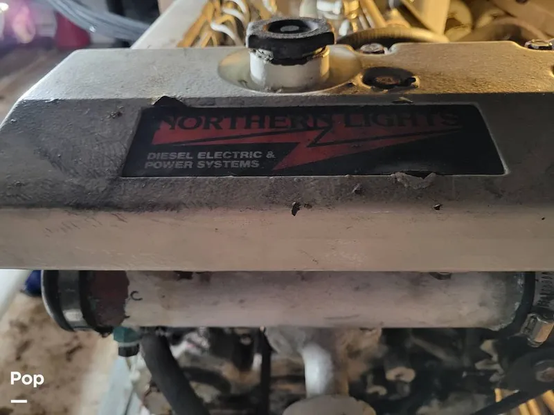 Slide: The Image of Elliot Aquilar Awg49 1983 - 15388049