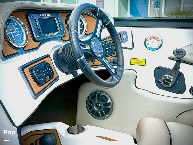 Slide: The Image of Sanger V237-XTZ 2019 - 15262220