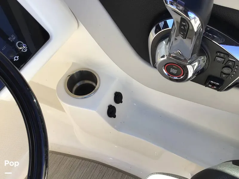 Slide: The Image of Sea Ray 210 SPX OB 2023 - 14830301