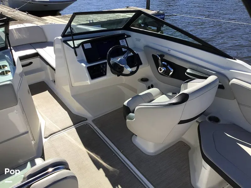 Slide: The Image of Sea Ray 210 SPX OB 2023 - 14830292