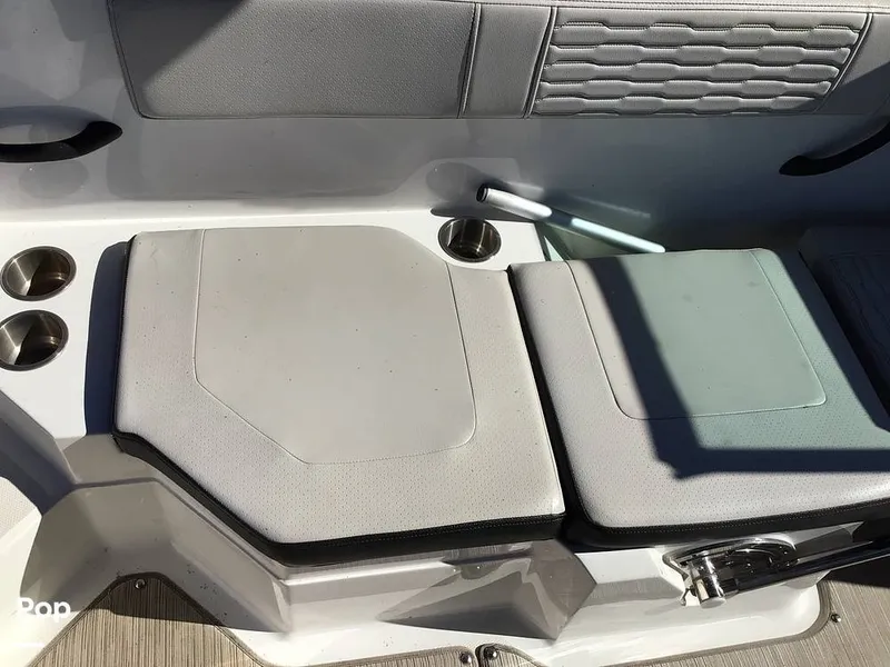 Slide: The Image of Sea Ray 210 SPX OB 2023 - 14830306