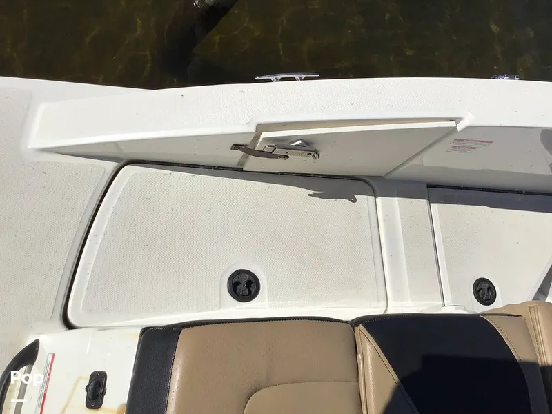 Slide: The Image of Sea Ray 210 SPX OB 2023 - 14830364