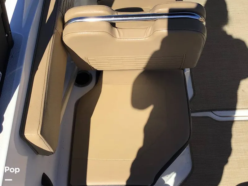 Slide: The Image of Sea Ray 210 SPX OB 2023 - 14830371