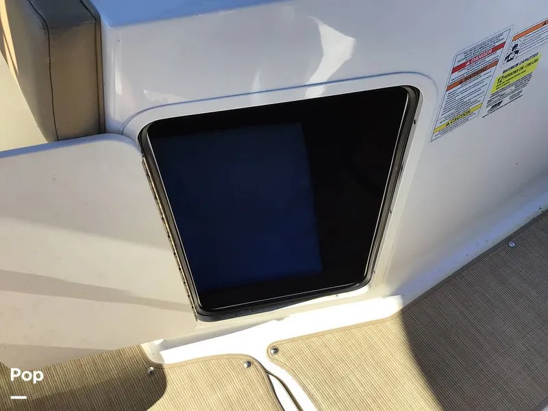 Slide: The Image of Sea Ray 210 SPX OB 2023 - 14830377