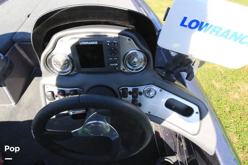 Slide: The Image of Skeeter ZX190 2018 - 14854007