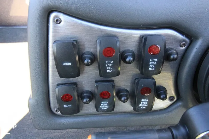 Slide: The Image of Skeeter ZX190 2018 - 14854009