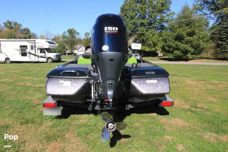 Slide: The Image of 2018 Yamaha 150 Vmax SHO - 14854030