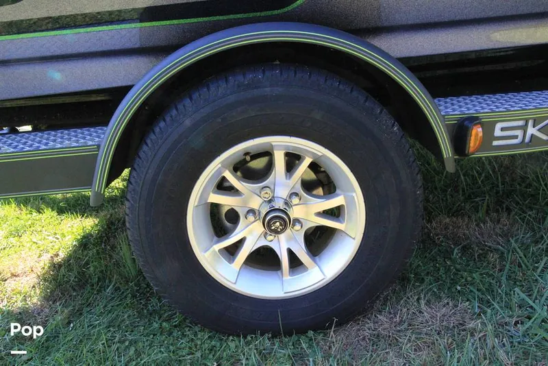 Slide: The Image of Skeeter ZX190 2018 - 14854086