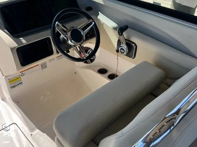 Slide: The Image of Regal LS4 2020 - 14893993